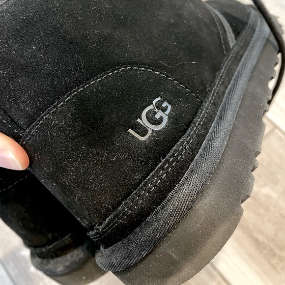 NWT UGG Men’s size 10 Neumel Black Suede Classic Boots - Picture 3 of 8